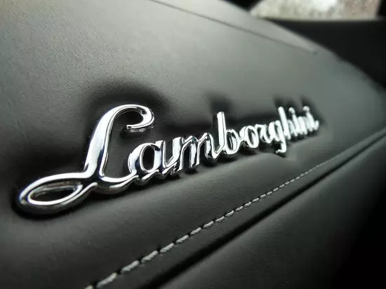 Lamborghini ofrece por us$ 6.000 un smartphone que marca la diferencia